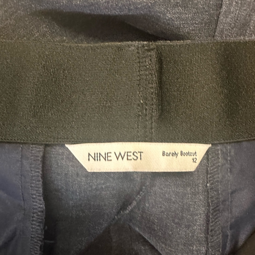 Nine West barely bootcut dress pants - Picture 3 of 3